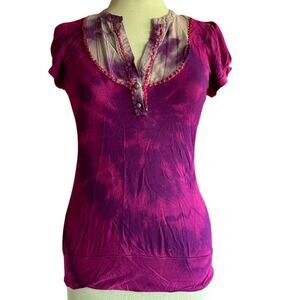 Womens Shirt Size Medium Purple Tie Dye Hippie Queen Regal Neckline Indie Party